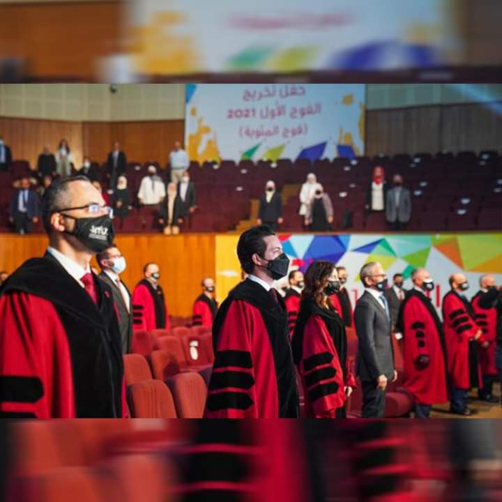 ولي العهد يرعى حفل تخريج الفوج الأول من طلبة جامعة الحسين التقنية