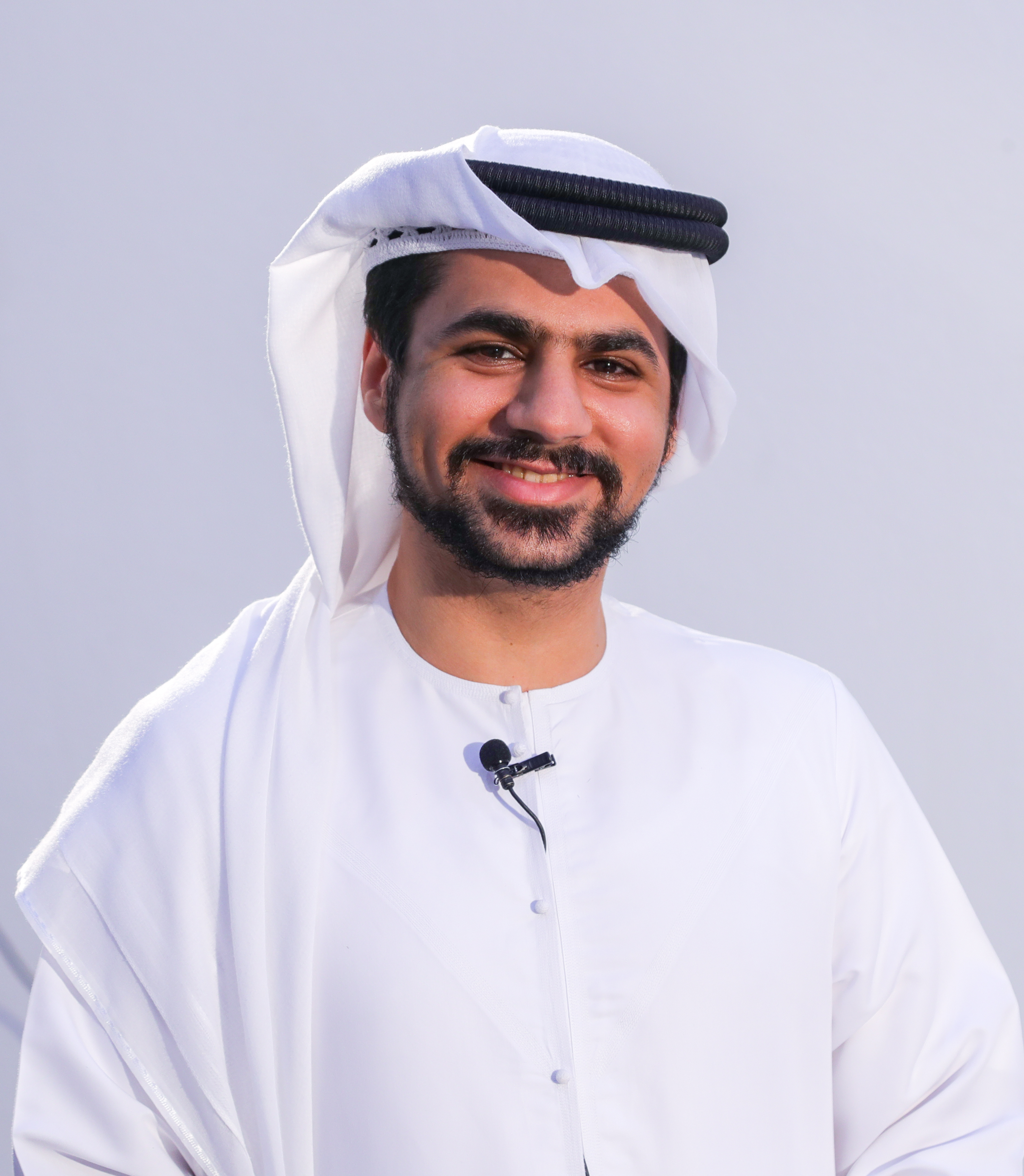 مواهب واعدة وآفاق فنية مبتكرة الفن للجميع برعاية ناشئة الشارقة 