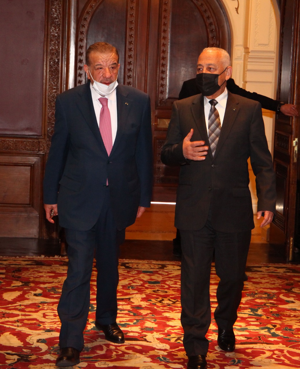 رئيس الديوان الملكي الهاشمي يلتقي رؤساء اللجان النيابية .. صور 