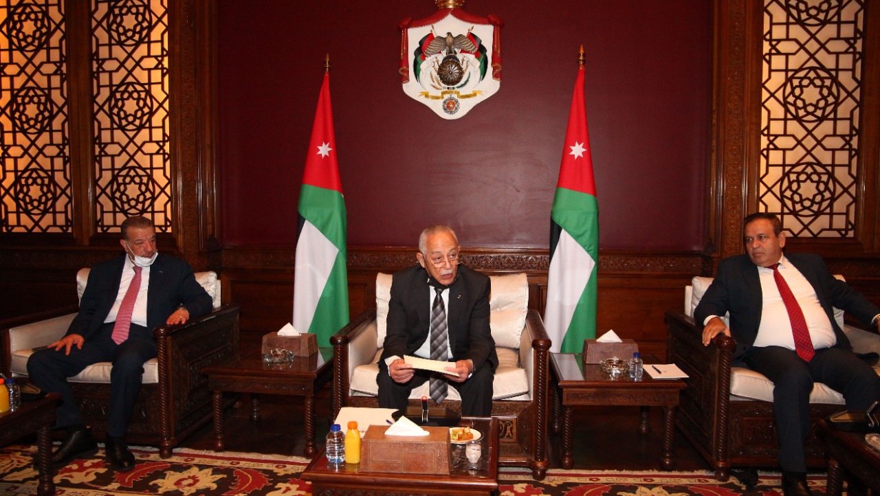 رئيس الديوان الملكي الهاشمي يلتقي رؤساء اللجان النيابية .. صور 