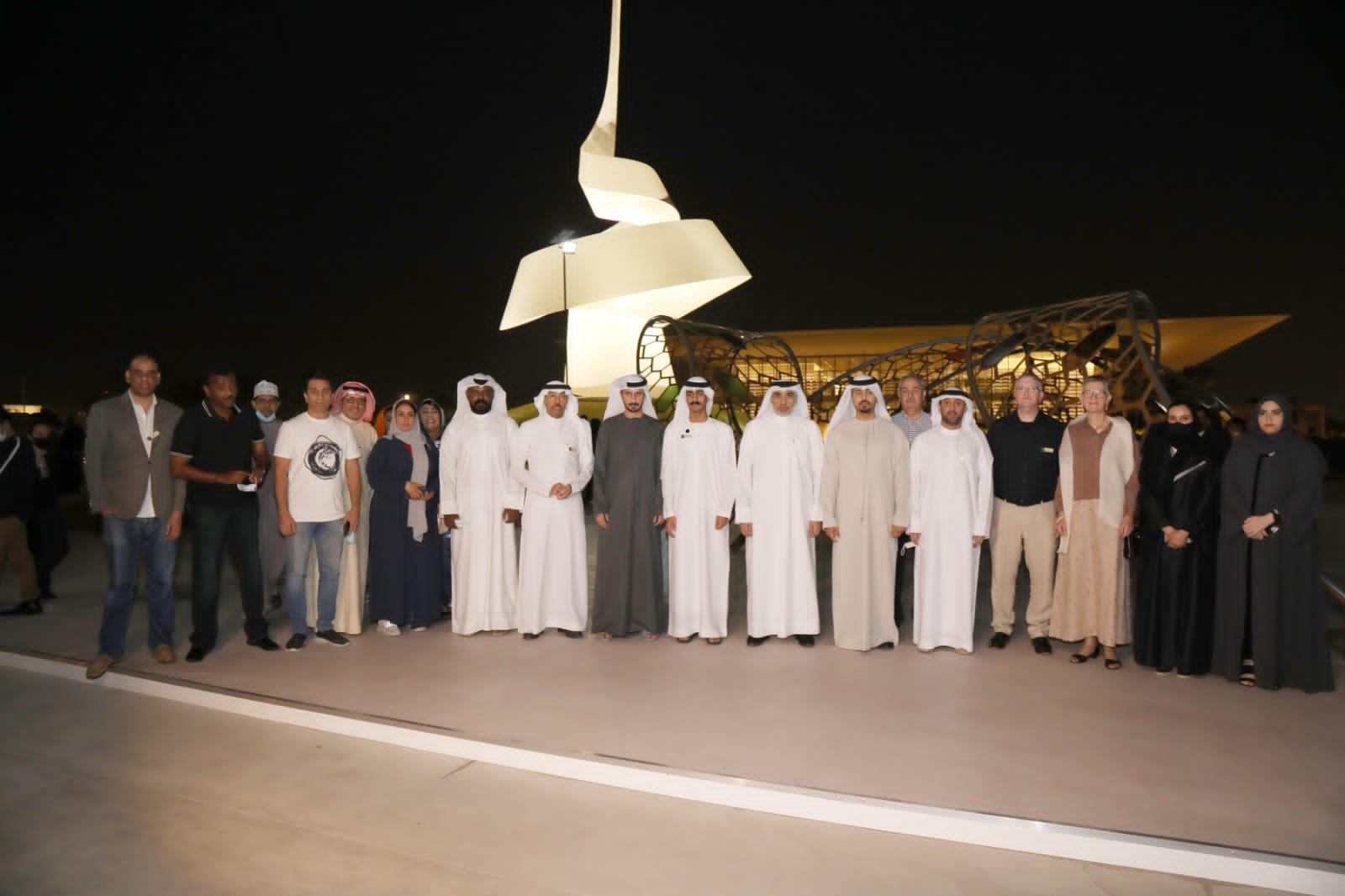 4أعمال فنیة تزیّن بیت الحكمة ومجمع الشارقة للبحوث والتكنولوجیا والابتكار