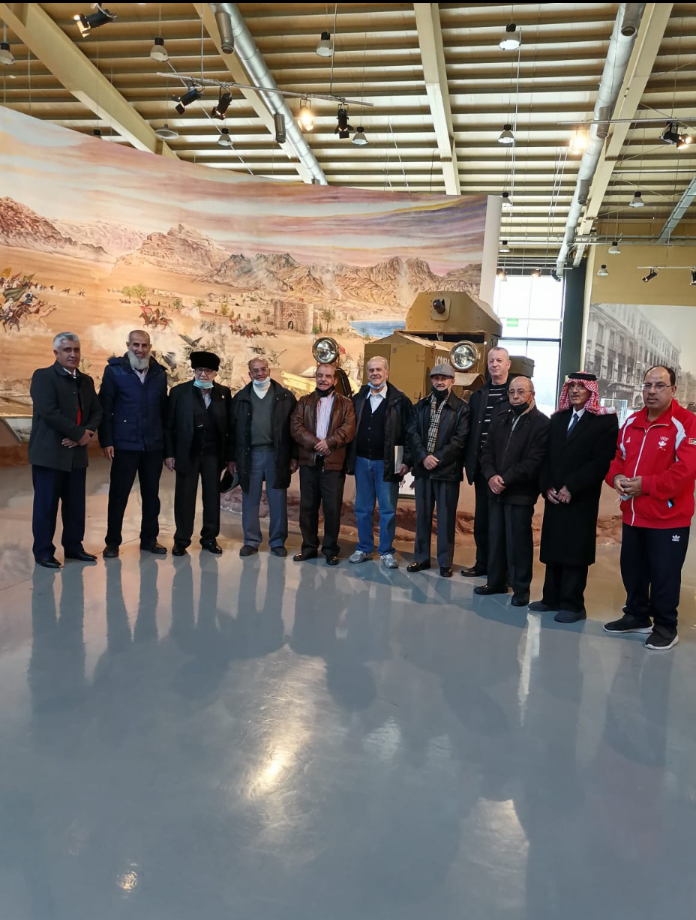 هيئة رواد الحركة الرياضية والشبابية الاردنية تزور متحف الدبابات الملكي