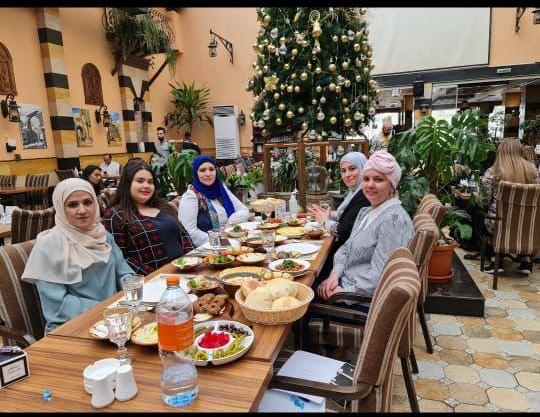 ملهمات الطاقة الإيجابية في جلسة خاصة بدبي حول خطة العمل للعام المقبل