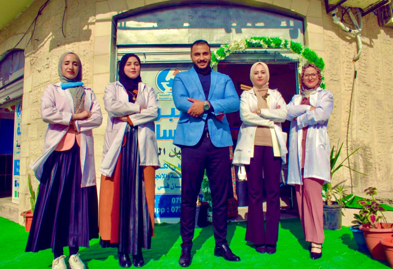 إقامة يوم طبي مجاني بمناسبة افتتاح مختبرات الإبتسامة للتحاليل الطبية بلواء الطيبة في إربد .. صور وفيديو 