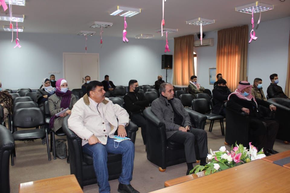 كلية الاميرة رحمة الجامعية تشارك مديرية الاعلام والشرطة المجتمعية إطلاق مبادرة *انت سند*  