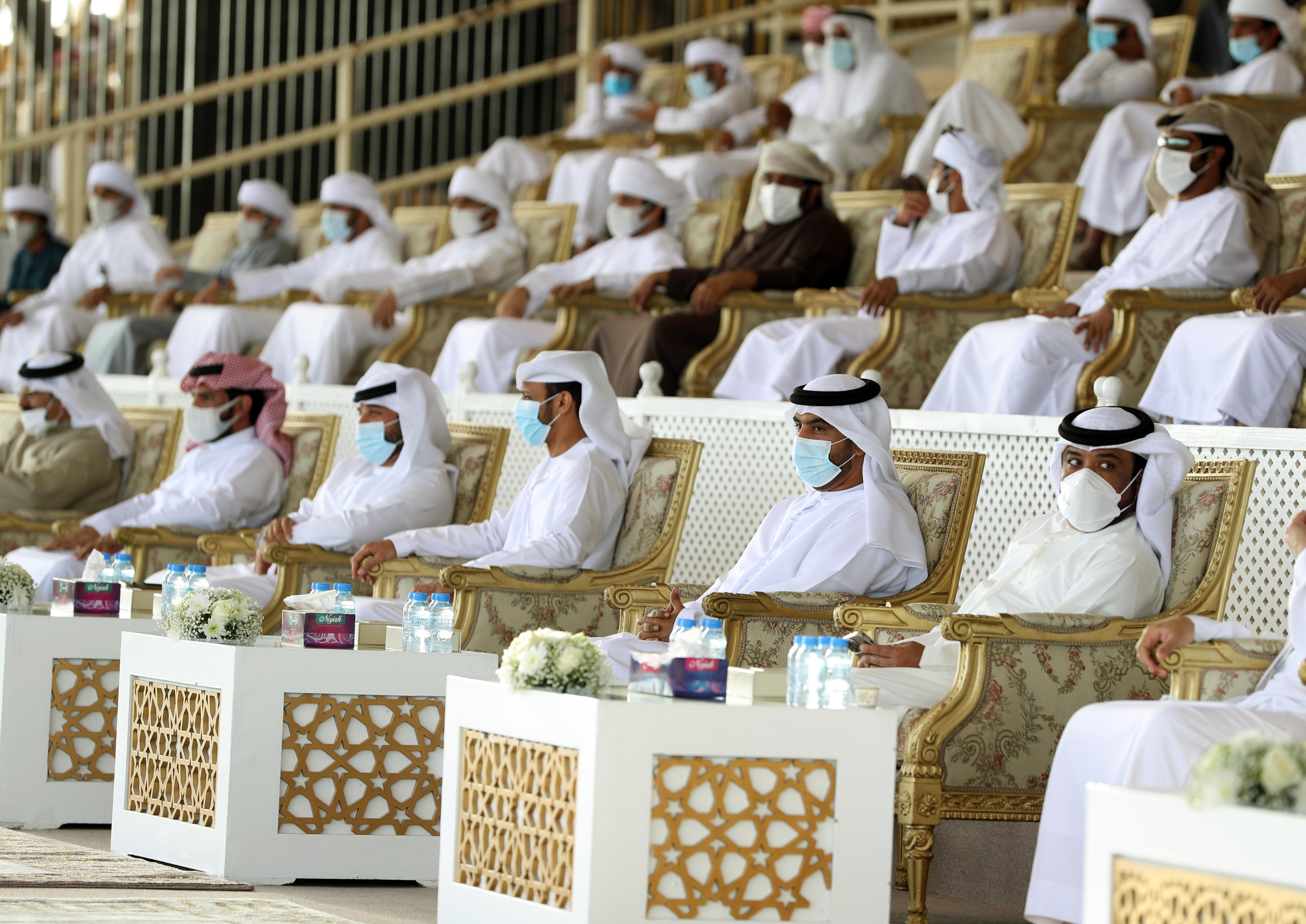 منافسات قوية بين مُلاك الإبل المجاهيم في مزاينة مدينة زايد