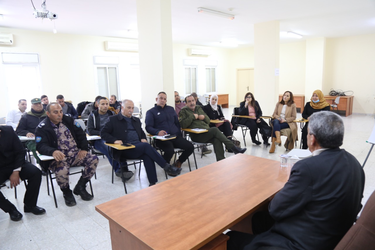 سلطة جودة البيئة تختتم برنامج تدريبي لضباط الأمن  حول الأمن البيئي في معسكر النويعمة في أريحا