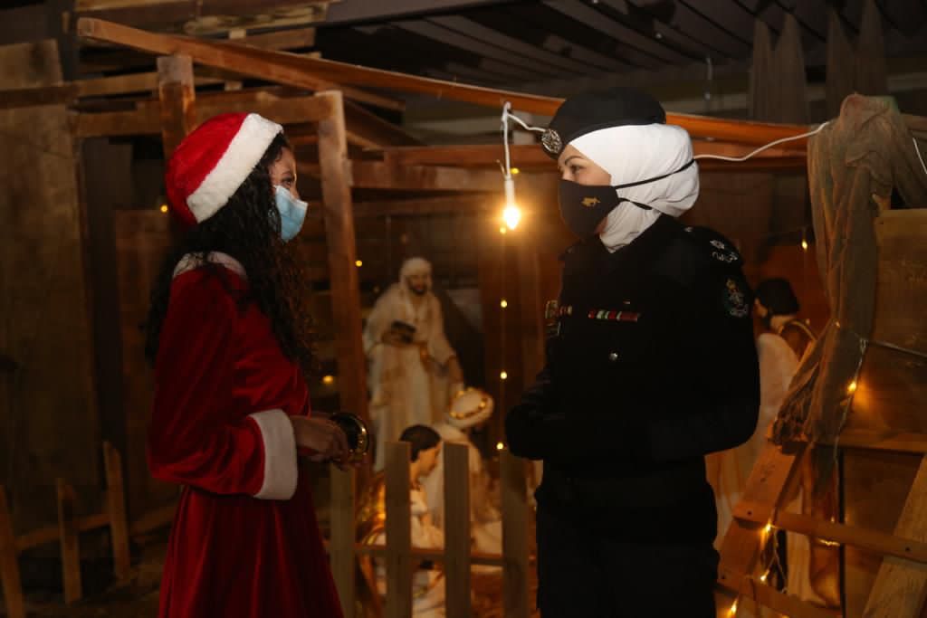 منتسبو الأمن العام يواصلون أداء مهامهم وواجباتهم ضمن خطة المديرية بالتزامن مع أعياد الميلاد .. صور 