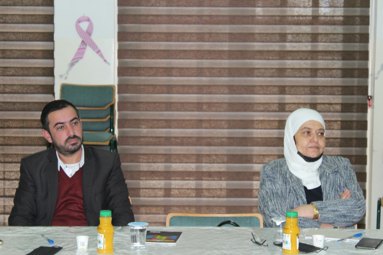 جلسة نقاشية ضمن مبادرة تقييم واقع الخدمات التي تقدمها البلديات والجهات ذات العلاقة.في محافظة مادبا