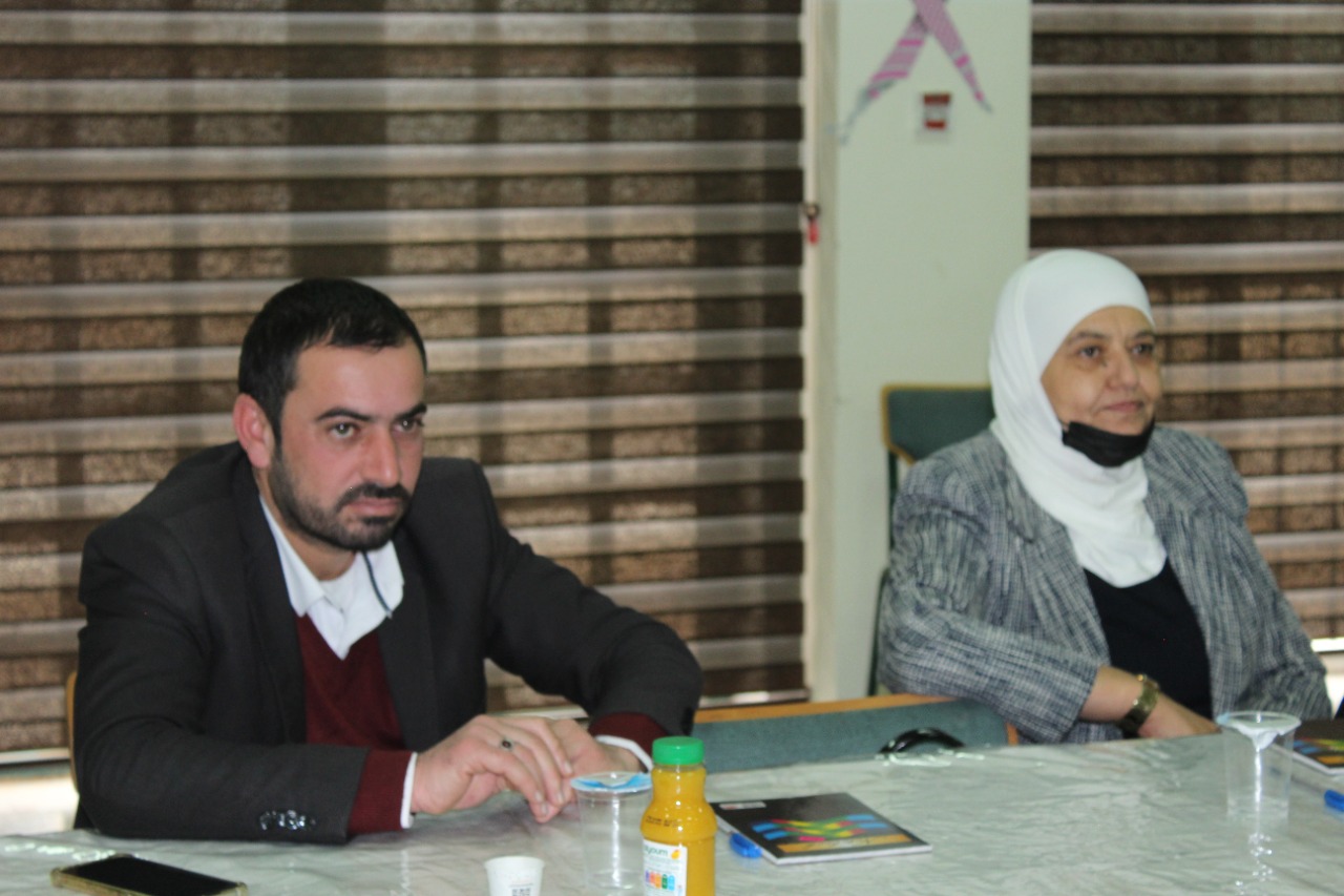 جلسة نقاشية ضمن مبادرة تقييم واقع الخدمات التي تقدمها البلديات والجهات ذات العلاقة.في محافظة مادبا