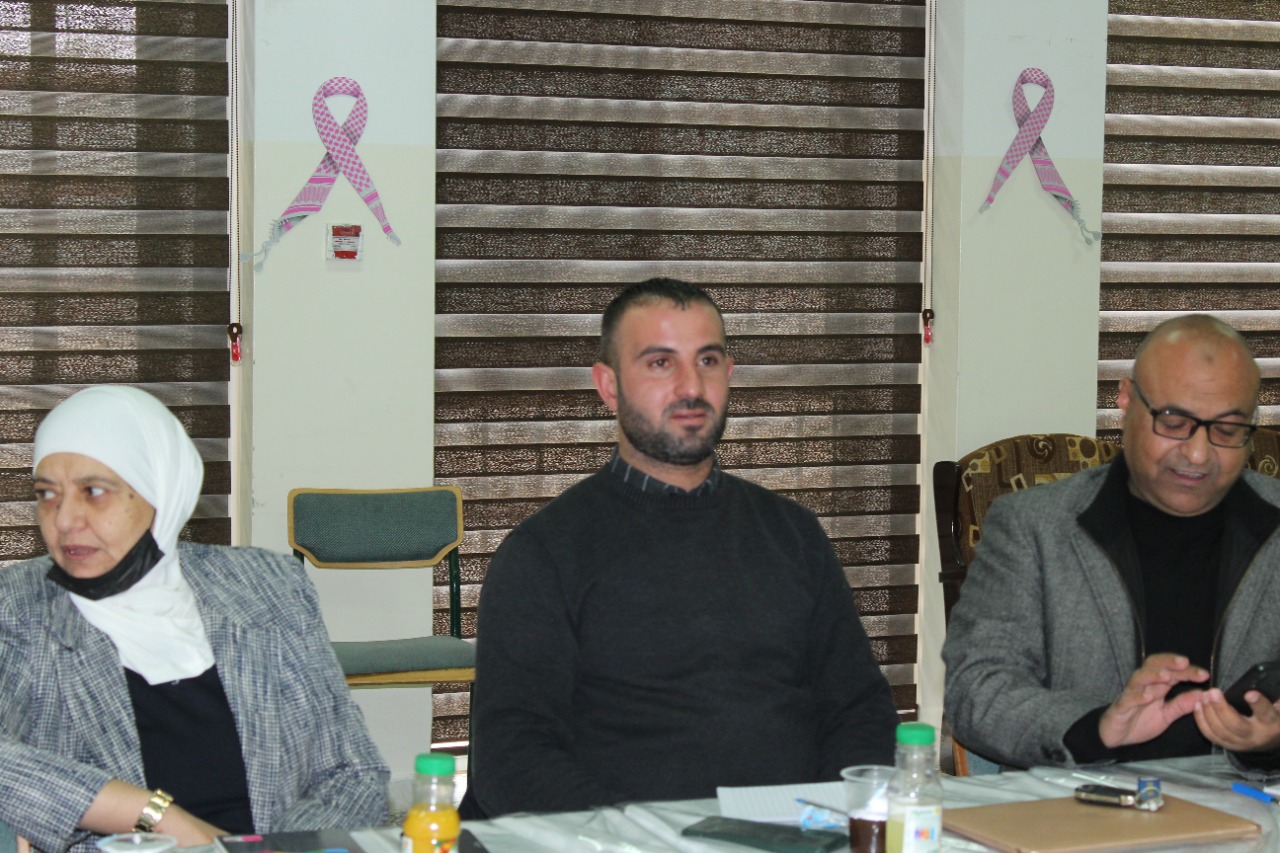 جلسة نقاشية ضمن مبادرة تقييم واقع الخدمات التي تقدمها البلديات والجهات ذات العلاقة.في محافظة مادبا