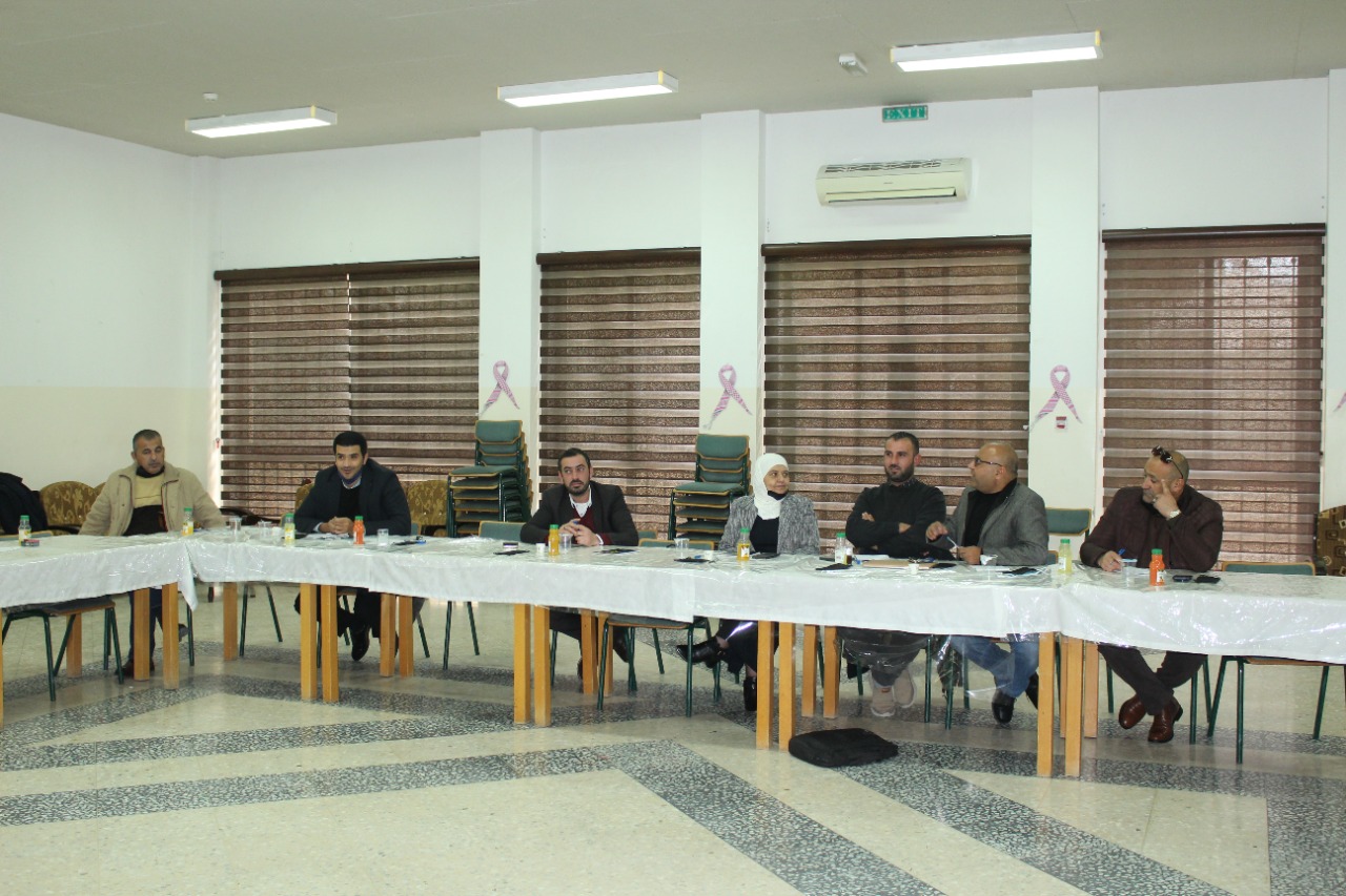 جلسة نقاشية ضمن مبادرة تقييم واقع الخدمات التي تقدمها البلديات والجهات ذات العلاقة.في محافظة مادبا