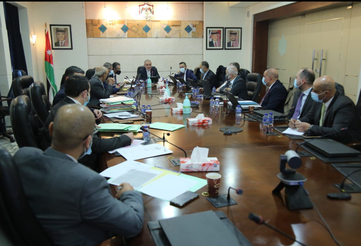 لجنة التنمية الاقتصادية تناقش نتائج زيارة وزير الصناعة والتجارة الى بغداد