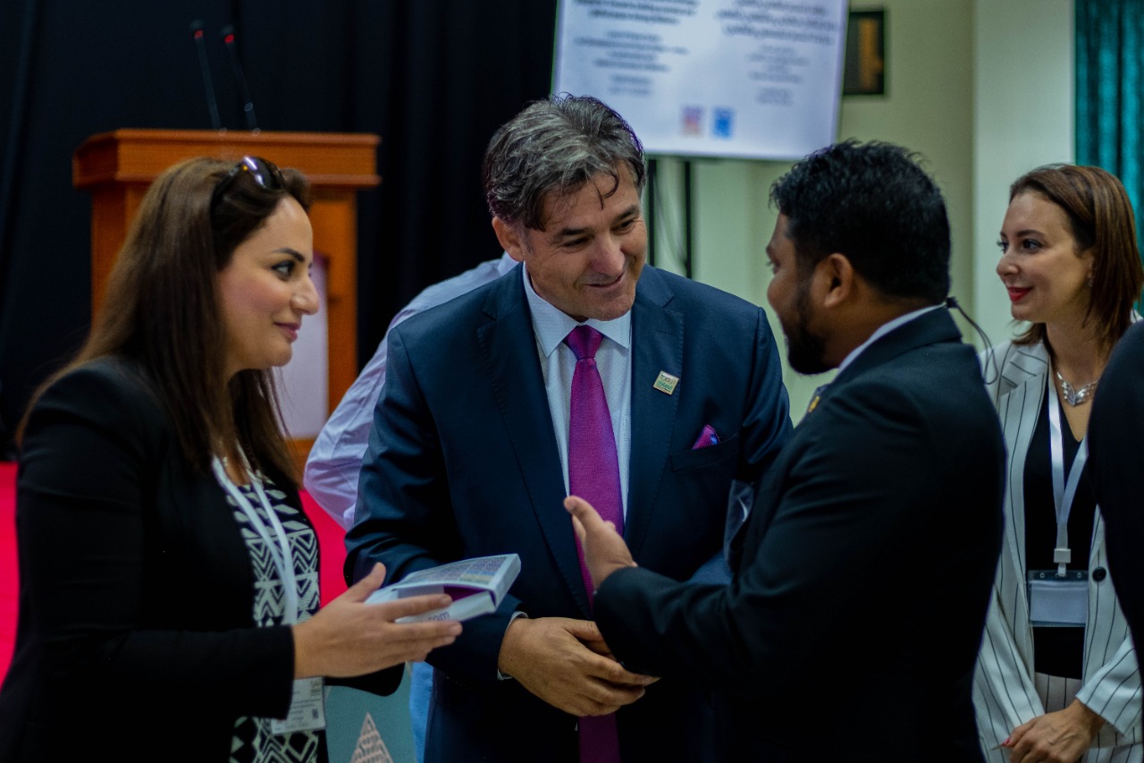 مركز ارض السلام للتنمية وحقوق الإنسان ينظم مؤتمر السلم العالمي الخامس في العاصمة المالديفية ماليه 