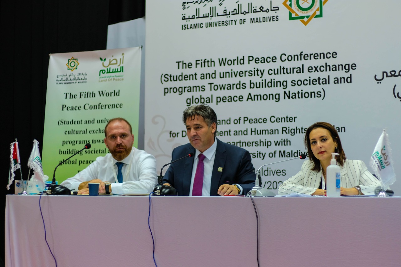 مركز ارض السلام للتنمية وحقوق الإنسان ينظم مؤتمر السلم العالمي الخامس في العاصمة المالديفية ماليه 