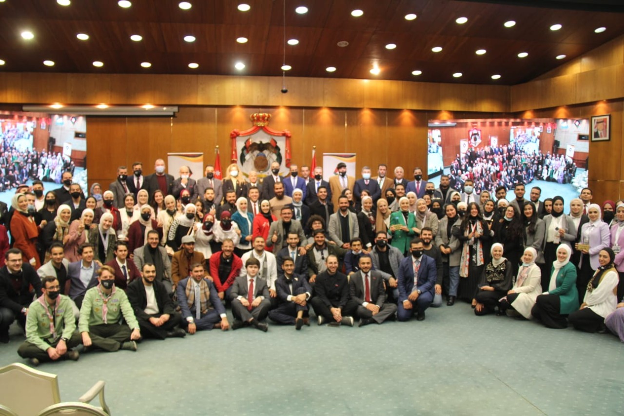 اليرموك من أفضل خمسة مشاركين في البطولة الوطنية لمناظرات الجامعات