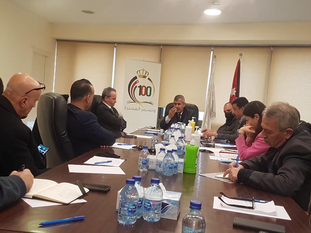 الخرابشة: نعمل على تطوير قطاع الكهرباء لتحسين الخدمة ورفع كفاءة النظام الكهربائي