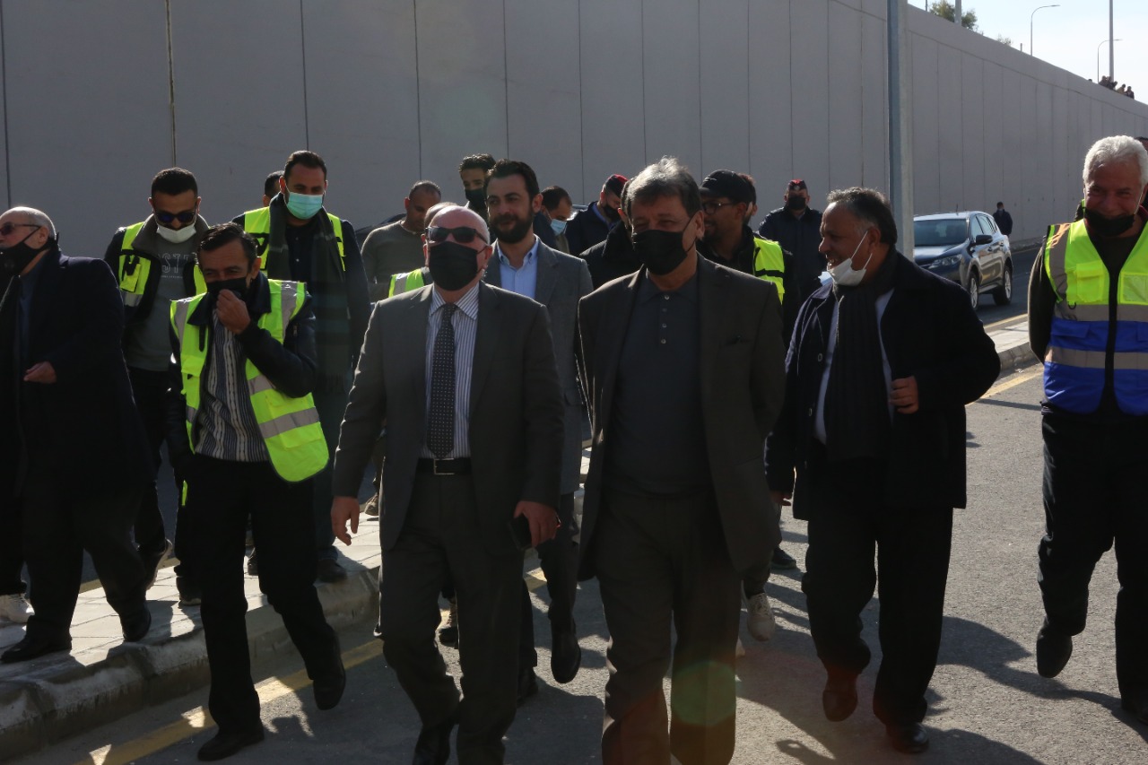 وزير الأشغال يفتتح نفق الزيتونة الذي يعد الاعرض في المملكة (فيديو) 
