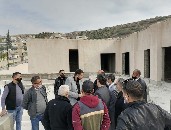 وزير العمل في جولة ميدانية في لوائي الأغوار الشمالية والوسطية والزمالية