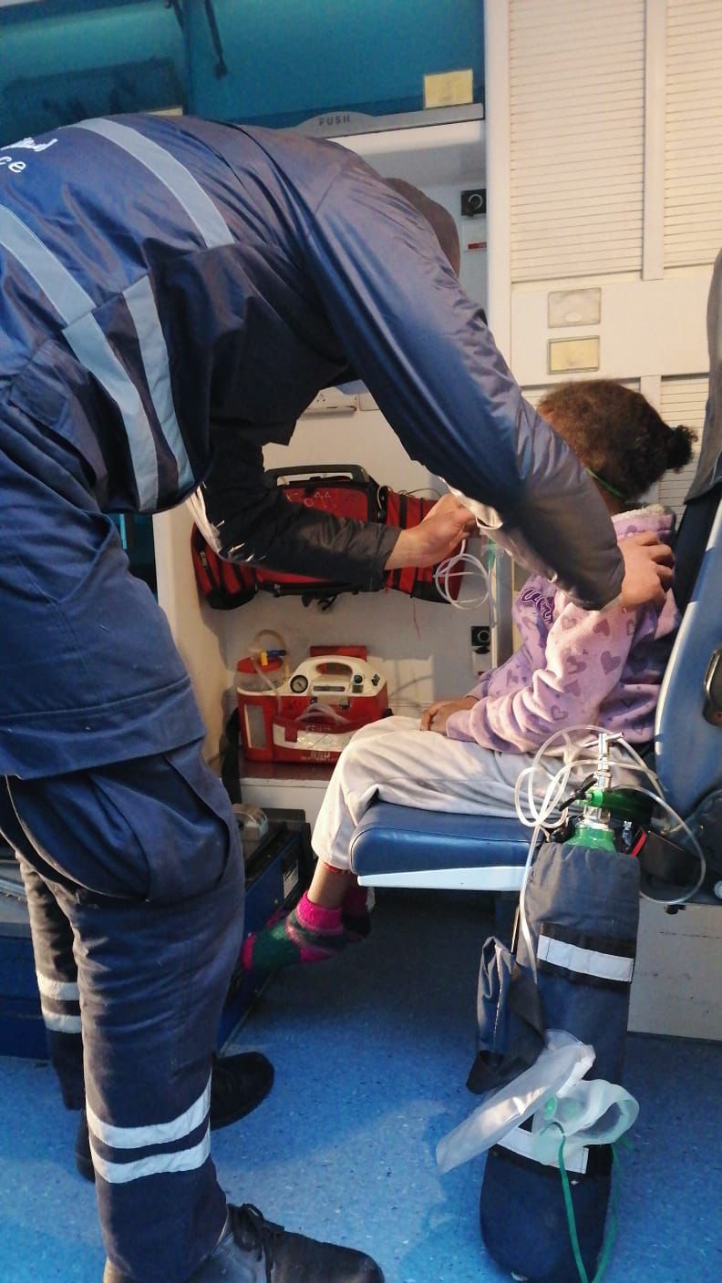 الدفاع المدني يخمد حريق شقة، ويخلي ساكنها ( فيديو)