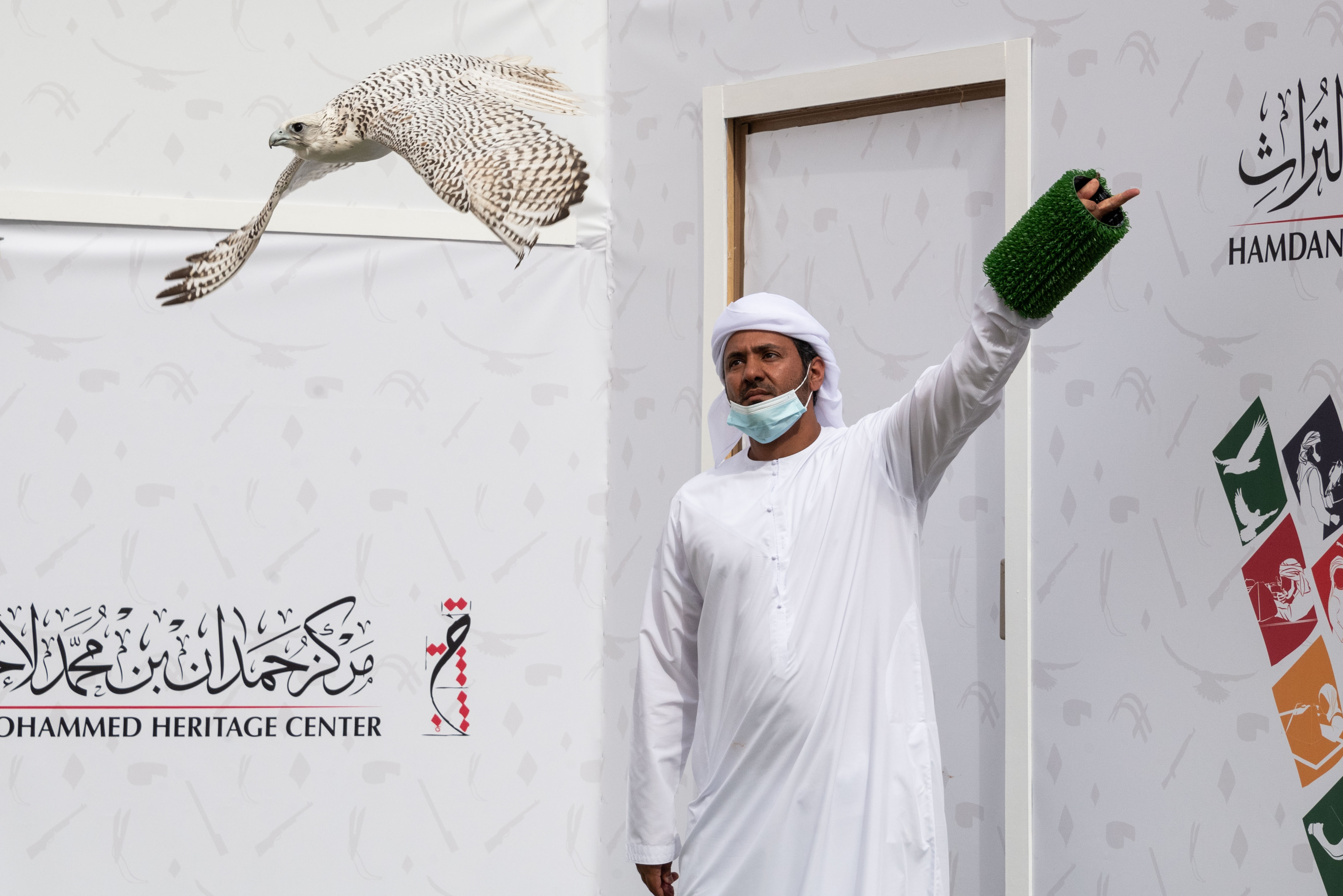 بطولة فزاع للصيد بالصقور تترقب حسم منافسات للعامة مُلاك