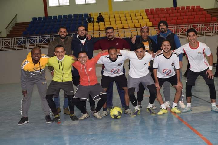 فريق نادي شباب لب الرياضي يتأهل إلى النهائي في كرة القدم (صور)