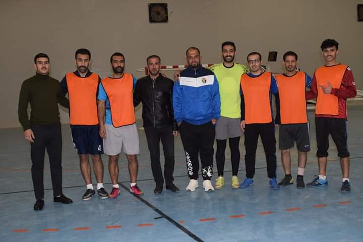 فريق نادي شباب لب الرياضي يتأهل إلى النهائي في كرة القدم (صور)