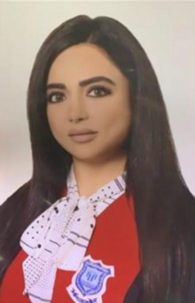 الدكتورة نور عاكف الدباس مبارك الترقية إلى رتبة إستاذ مشارك في القانون المدني.