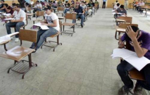 38766 طالبا وطالبة يؤدون اليوم امتحانات تكميلية التوجيهي
