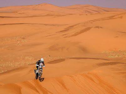 رودريغز يفوز بالمرحلة الثالثة لفئة الدرّاجات في رالي داكار السعودية 2022