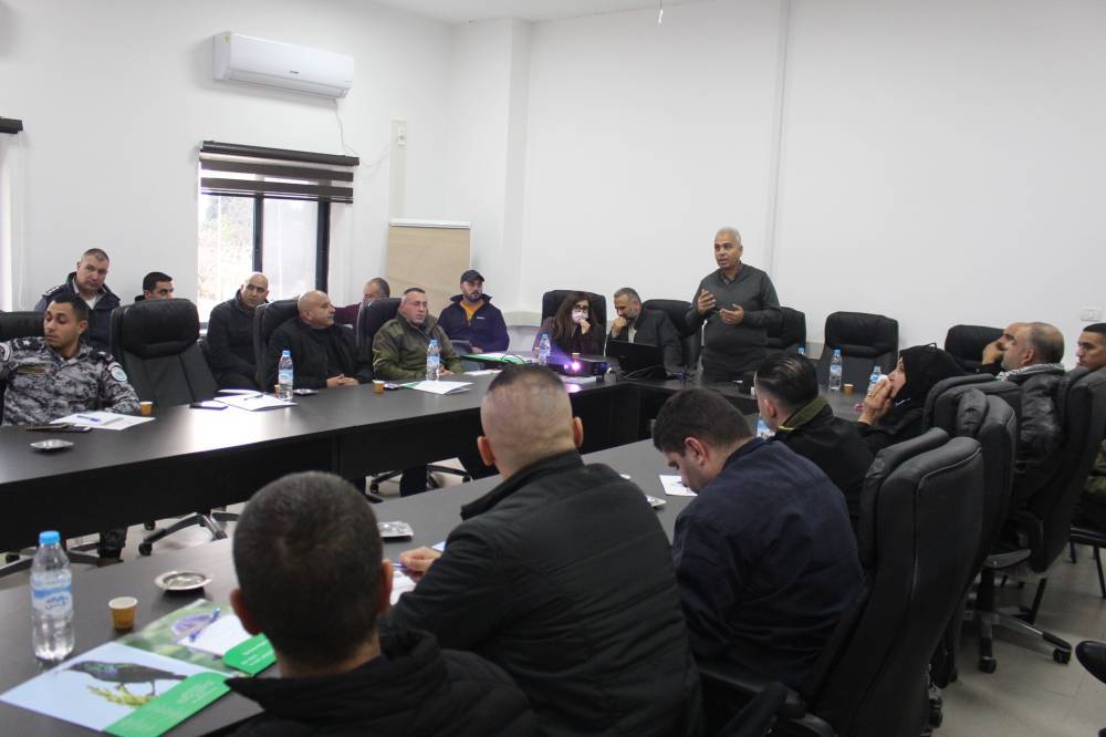 سلطة جودة البيئة تختتم برنامج تدريبي لضباط الأمن حول الأمن البيئي في نابلس