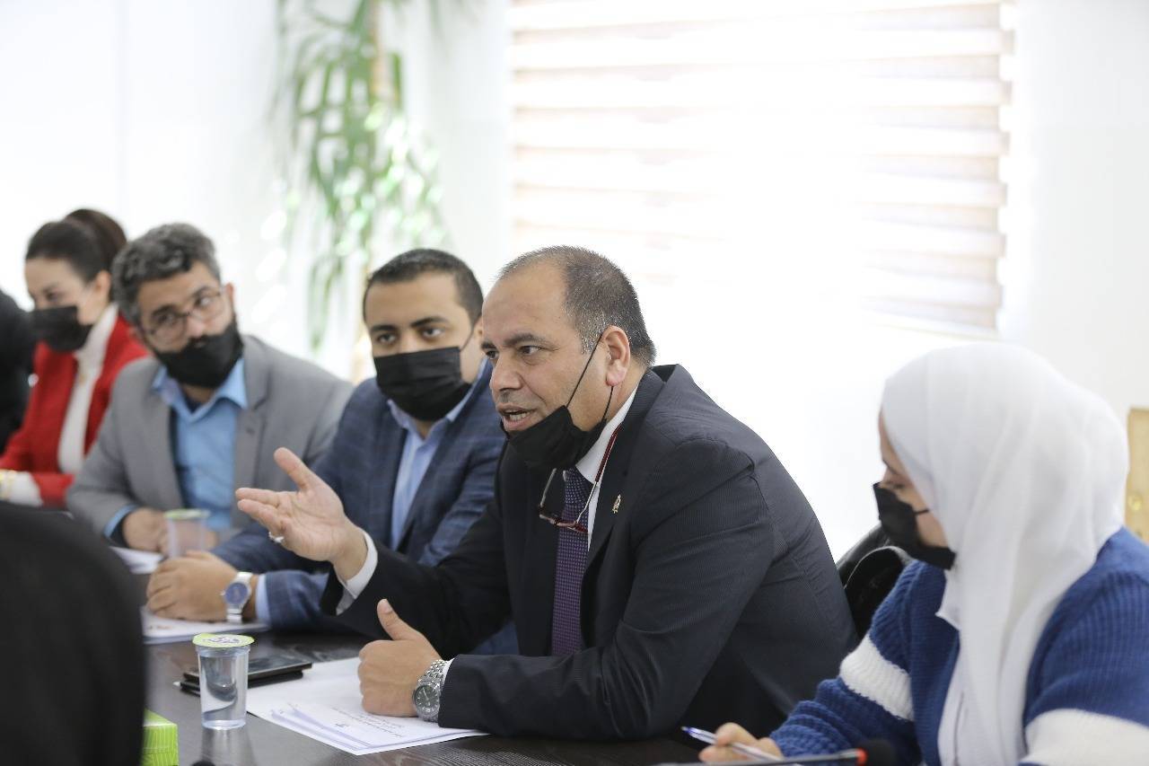 الشباب يقدمون أوراق بحثية تطويرية لهيئة تنظيم النقل البري 