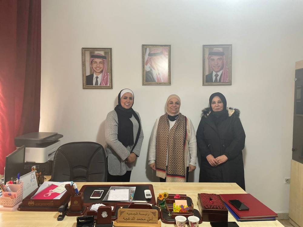 رئيسة الاتحاد النسائي الأردني العام تقوم بزيارة ميدانية لجمعية النشميات بطبربور 