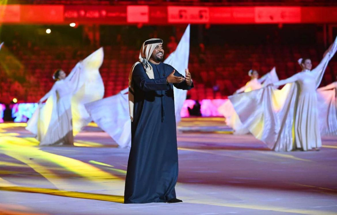 فيصل الجاسم وأسماء لمنور يبهران الجمهور بأوبريت الإمارات ملتقى العالم في افتتاح كأس السوبر الإماراتي