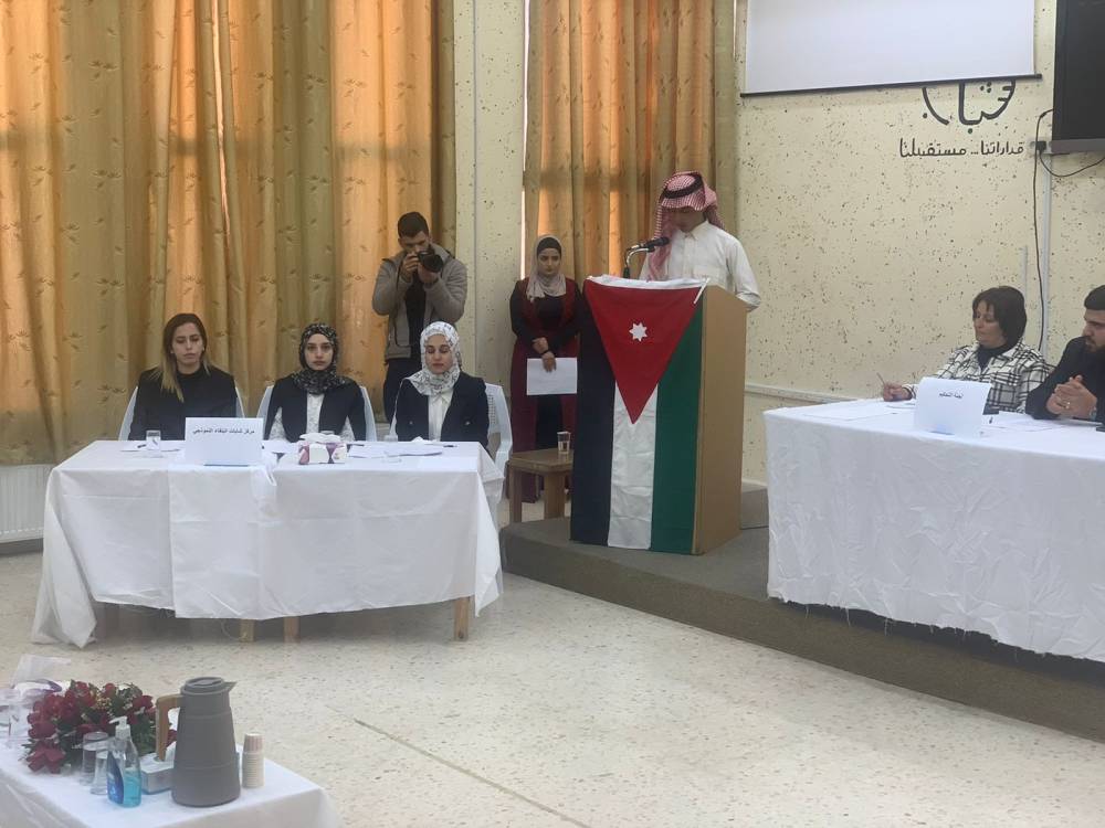 اختتام بطولة المناظرات في مراكز شباب البلقاء.  وزارة الشباب - البلقاء 