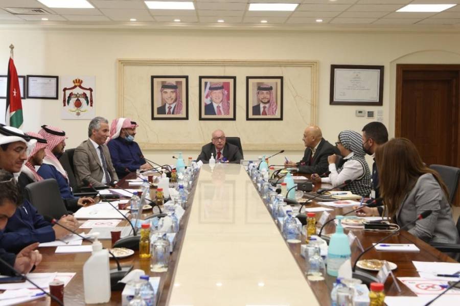 الكسبي : الإنتهاء من تنفيذ 4 مدارس ممولة بمنحة من الصندوق السعودي للتنمية من اصل 14 مدرسة