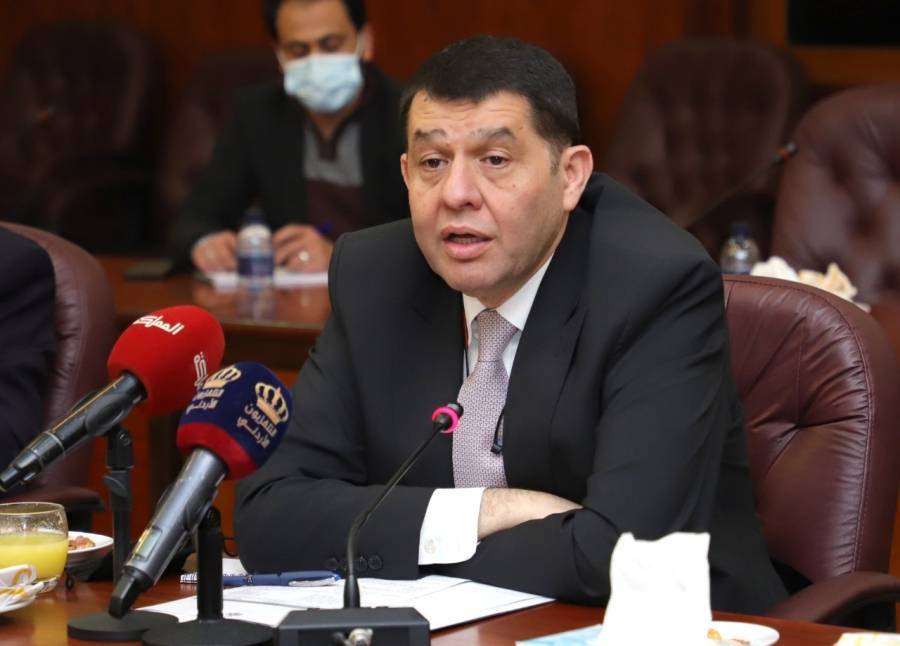 وزير العمل: 8600 أردني وأردنية يعملون بالفروع الإنتاجية في