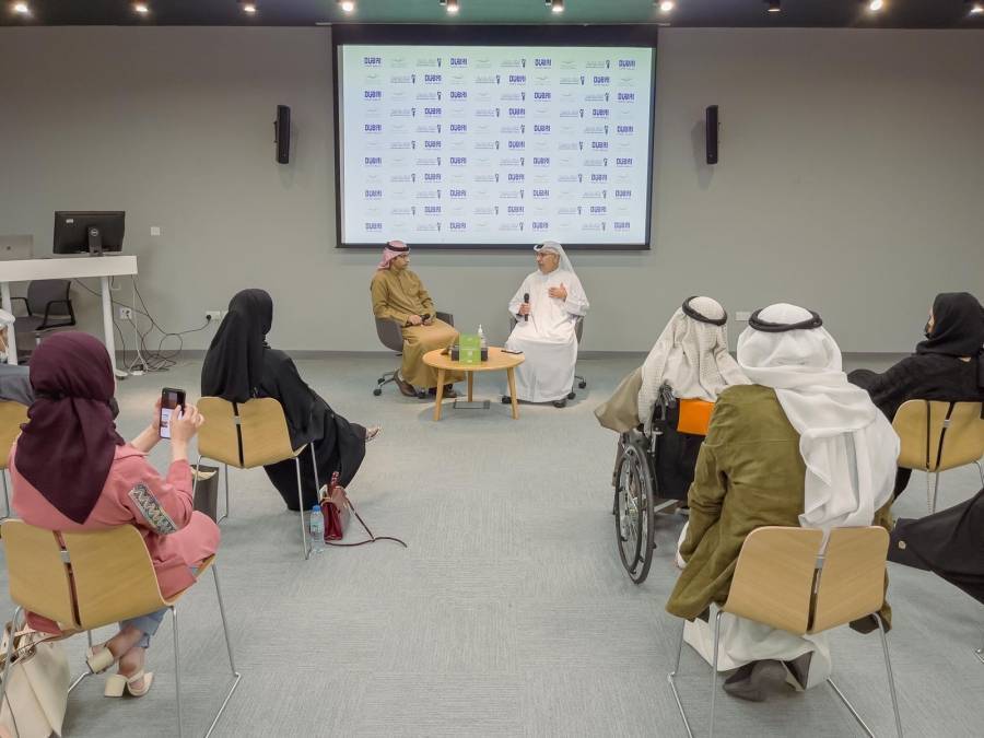 عبدالله صقر : الجلسة باكورة تعاون طويل الأمد بين دبي للثقافة واتحاد كتاب وأدباء الإمارات