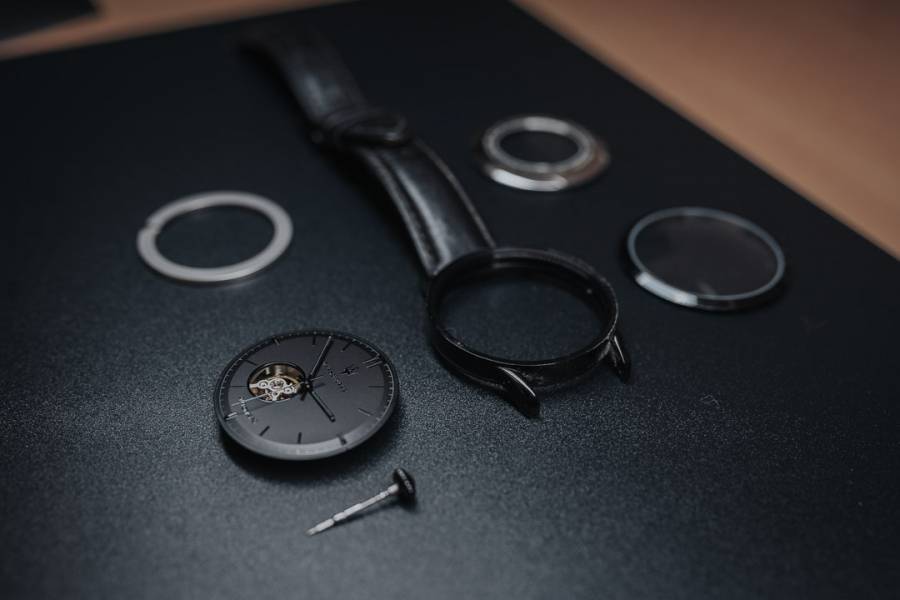 علامة كيتشيك المختصّة بالساعات الإيطالية الفاخرة تفتتح متجرها الأول في الإمارات