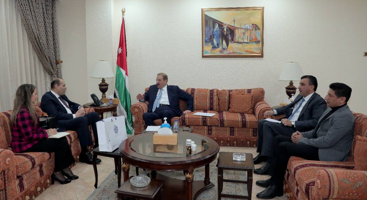 الدغمي يلتقي سفيري مصر وكندا