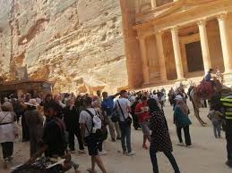 أعداد زوار الأردن تكسر التوقعات لترتفع إلى 2.35 مليون خلال العام الماضي