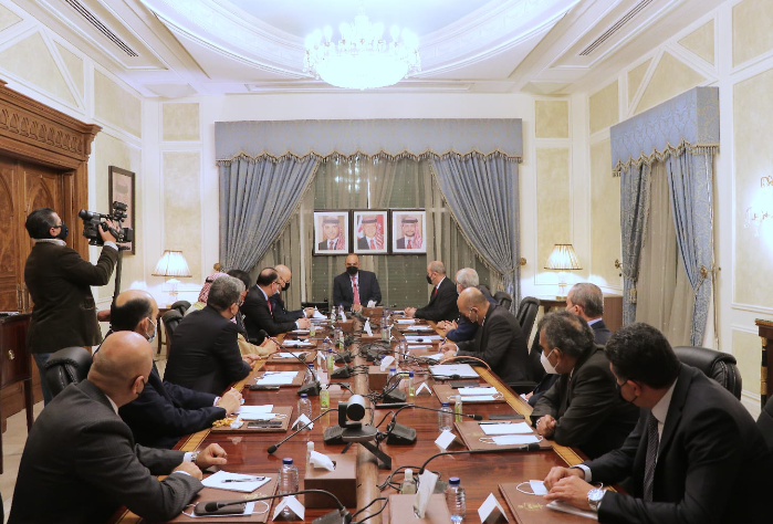 السفير العراقي العذاري يلتقي رئيس الوزراء الخصاونه لبحث العلاقات الاقتصادية وملف الاستثمار