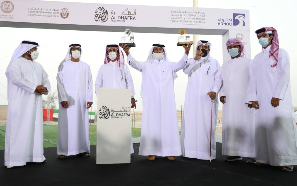 مهرجان الظفرة بدورته 15 .. لوحات من تراث الصحراء العربية