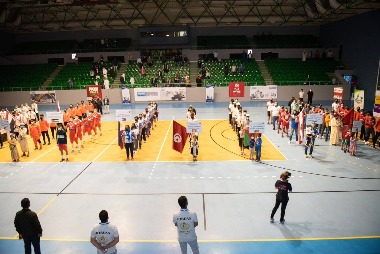 انطلاق بطولة الجاليه الكروية  ( نحبك يا عٌمان )