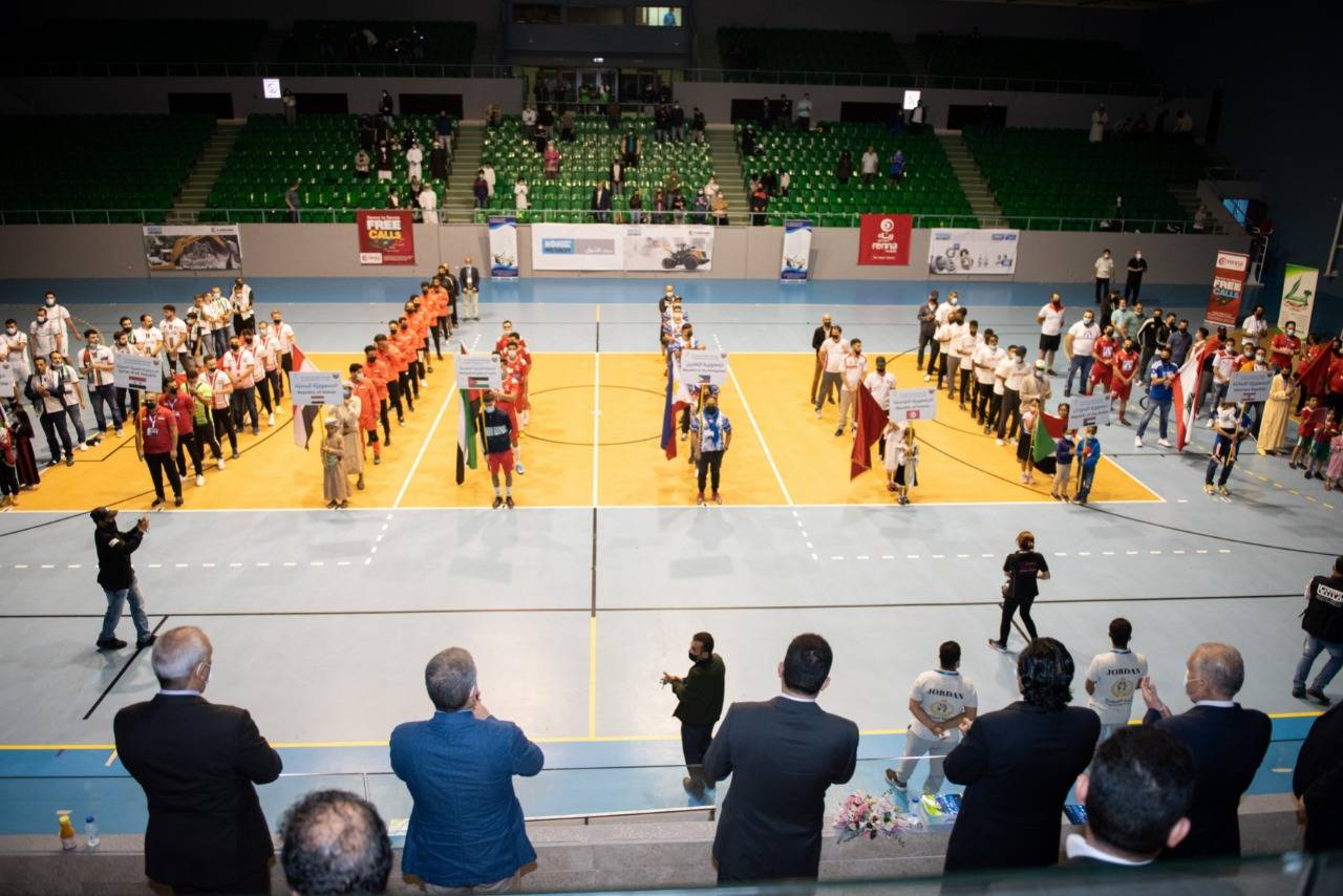 انطلاق بطولة الجاليه الكروية  ( نحبك يا عٌمان )