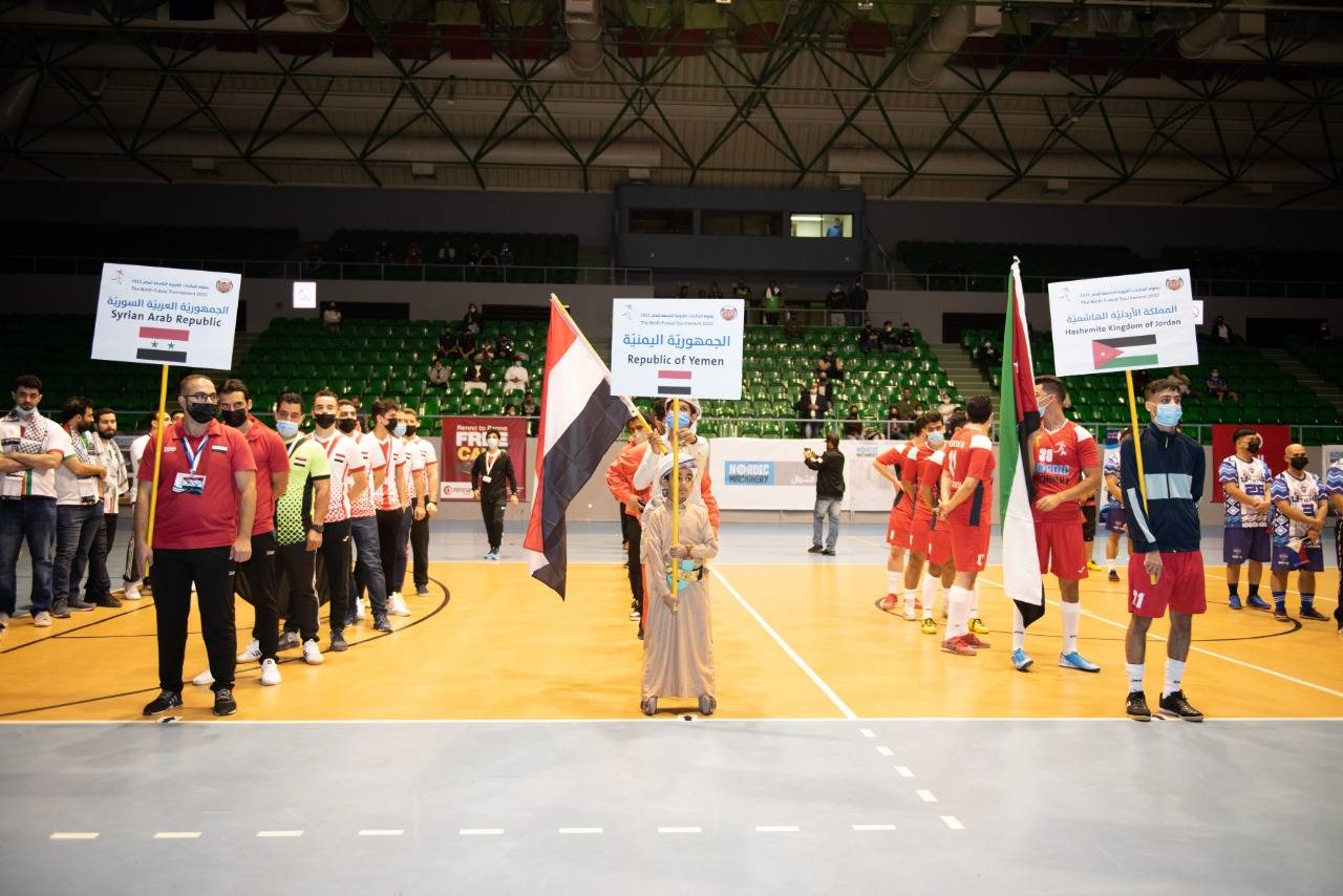 انطلاق بطولة الجاليه الكروية  ( نحبك يا عٌمان )