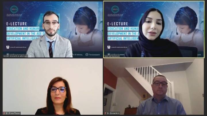 رؤیا ثابت: المجتمع یمر بتحول جذري یحتّم الانخراط في التكنولوجیا لتحدید  الأولویات