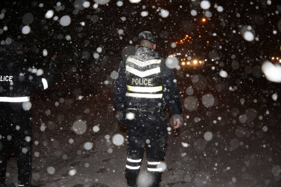 الامن العام : لاحقًا لحالة الطرق .. إغلاق الطرق التالية في محافظة البلقاء بسبب تراكم الثلوج .. تفاصيل