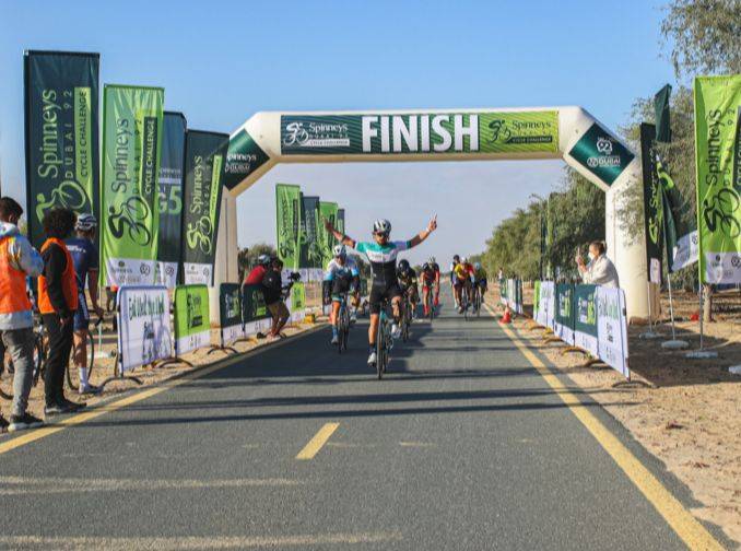 اختتام فعاليات الجولات التحضيرية استعدادًا لتحدي سبينس دبي 92 للدراجات الهوائية