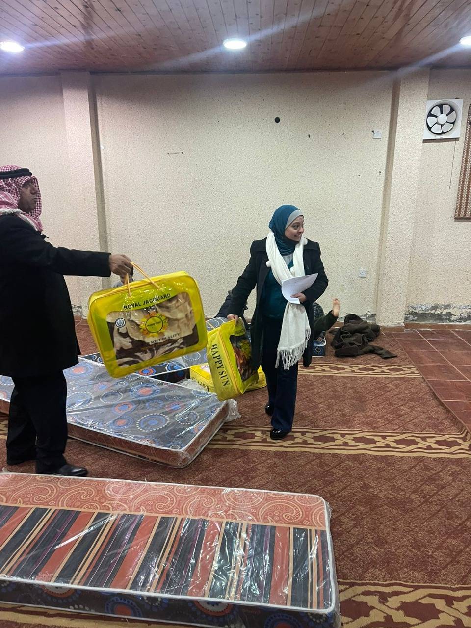 كريشان يهاتف عائلات تم إنقاذها من مداهمات مياه الأمطار في بلدية شيحان بالكرك ويوعز بتقديم كافة التسهيلات للعناية بها 